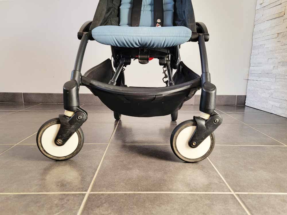 Ruedas delanteras paralelas al cochecito de YOYO babyzen